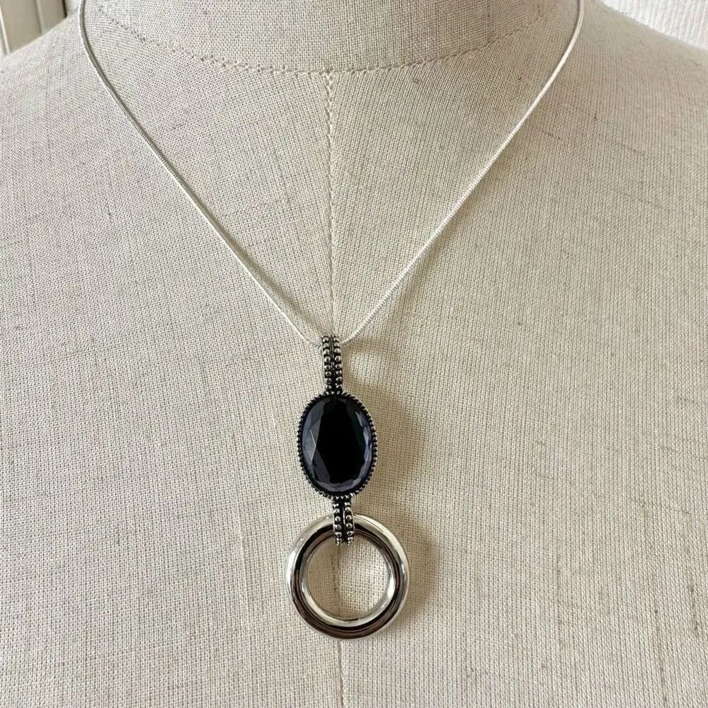 Lia Sophia silver tone purple pendant necklace